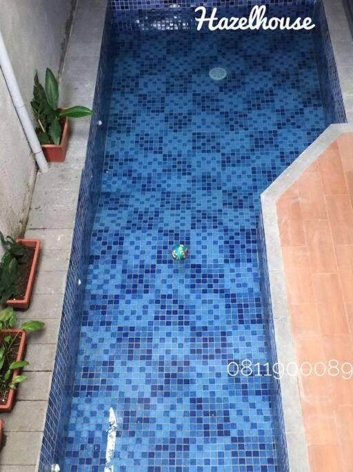 Hazel House With Swimming Pool By Grorental Бандунг Экстерьер фото